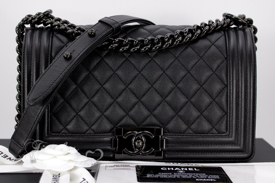 chanel 19 so black 2023
