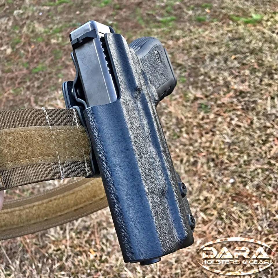 RMR cut OWB Holster for the Glock 19 with Surefire XC-1 RMR cut OWB Holster for Glock 19 with Surefire XC-1, optic cut holster, rmr cut holster, kydex owb holster