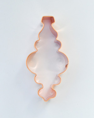 CHRISTMAS ORNAMENT E