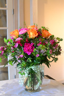 Telefloras "How sweet it is" filled with vibrant pinks and oranges.