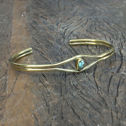 Unique brass cuff with semi-precious stone Unique brass cuff with semi-precious stone