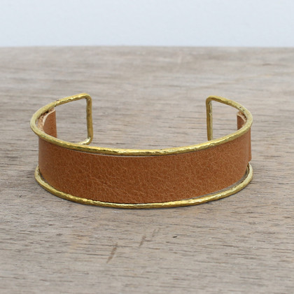 Brass/ Caramel Brass/ Caramel