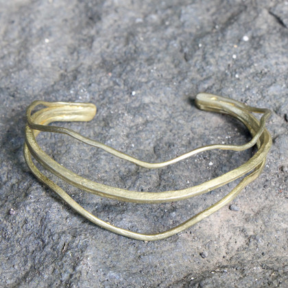 Delicate adjustable cuff bracelet in antique brass Delicate adjustable cuff bracelet in antique brass