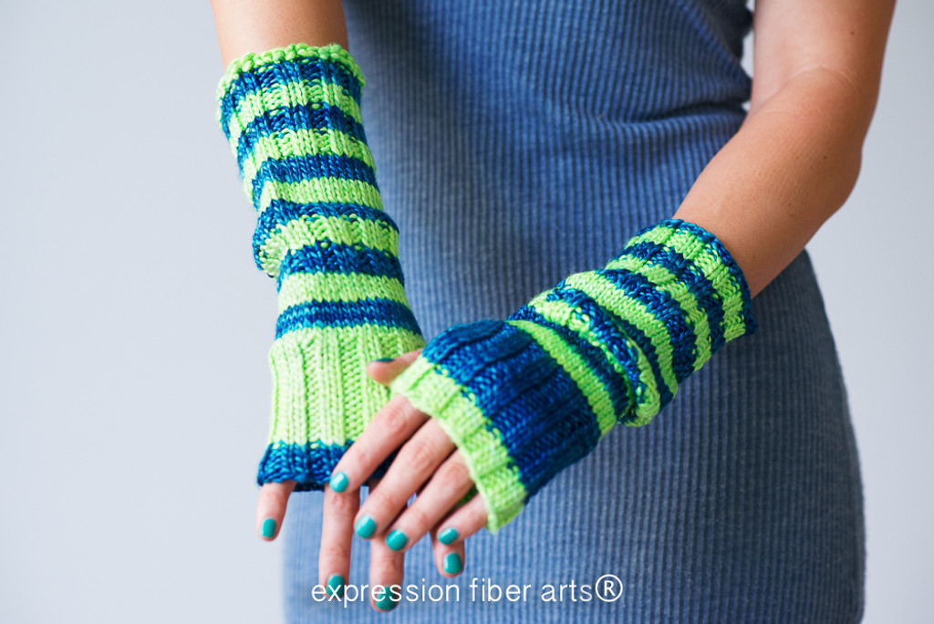 Slouchable Knitted Arm Warmer Pattern - Expression Fiber Arts, Inc.