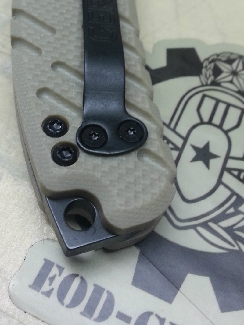 gerber-downrange-auto-glass-break.jpg gerber-downrange-auto-glass-break.jpg
