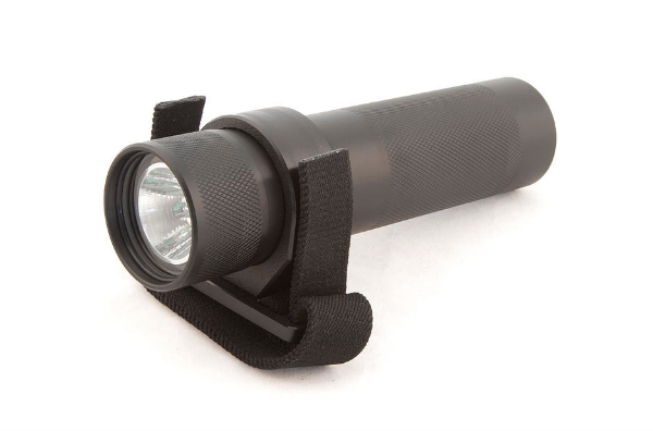 hands-free-underwater-9-led-light.jpg hands-free-underwater-9-led-light.jpg