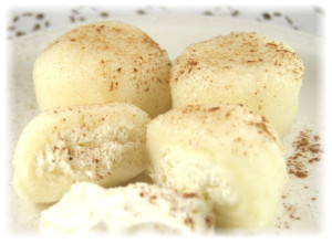 Pyzy z serem
Potato Dumplings w/Farmer Cheese
