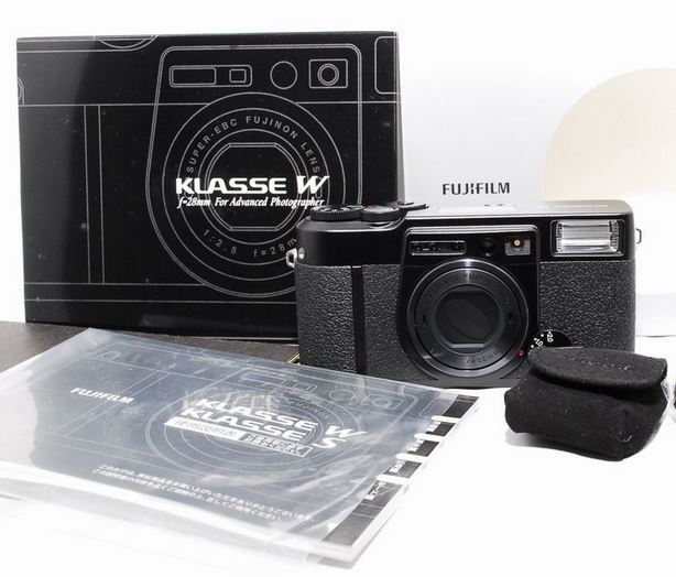 Fujifilm Klasse W Film Camera with Lens Hood Shopping In Japan