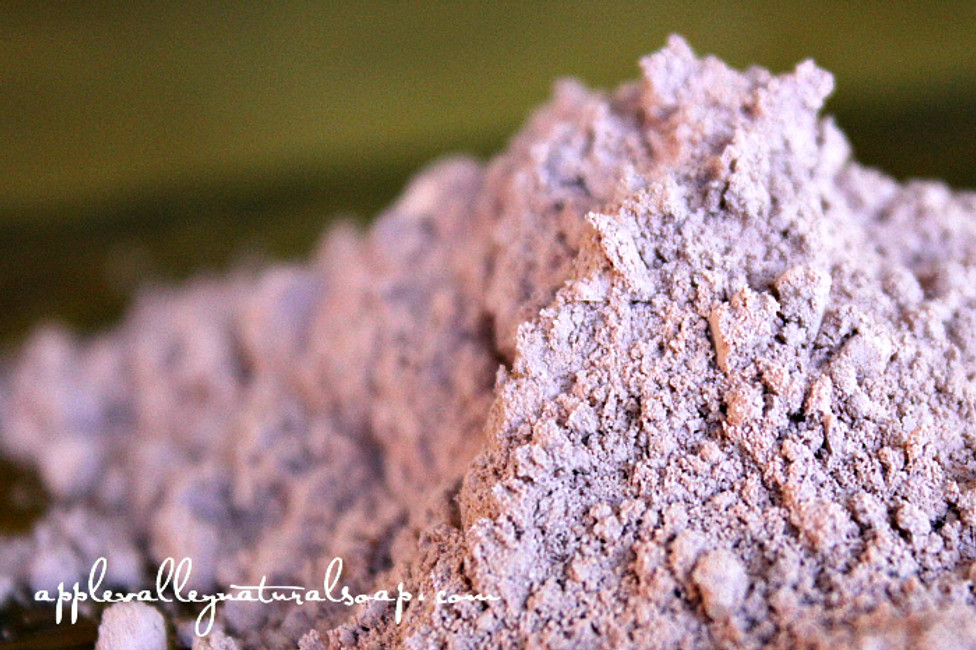 Why a Dry Powder Facial Masque?