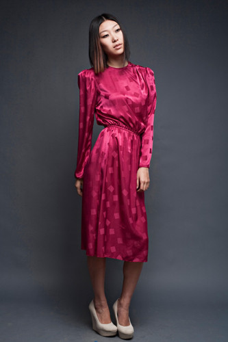 vintage 70s dress secretary librarian dark pink siky soft midi long sleeves square (40" bust) 