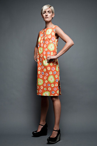 vintage 60s MOD pop op art shift dress orange flower bubble sleeveless L (40" bust)