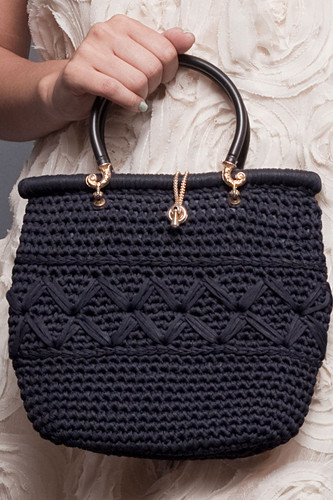 Vintage Black Woven Small Handbag Purse Bag Gold Hardware Loop Closure