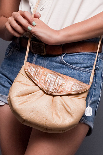 Vintage 80s Genuine Snake Skin Tan Leather Pouf Puffy Gathered Shoulder Cross Body Purse Bag