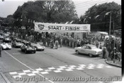 Melbourne Grand Prix 30th November 1958  Albert Park - Photographer Peter D'Abbs - Code AP58-4