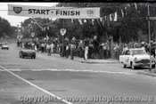 Melbourne Grand Prix 30th November 1958  Albert Park - Photographer Peter D'Abbs - Code AP58-43