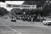Melbourne Grand Prix 30th November 1958  Albert Park - Photographer Peter D'Abbs - Code AP58-44