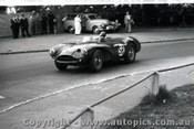 Melbourne Grand Prix 30th November 1958  Albert Park - Photographer Peter D'Abbs - Code AP58-71