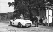 60403 - J. Cleary Austin Healey 100S -  Rob Roy Hill Climb 1960