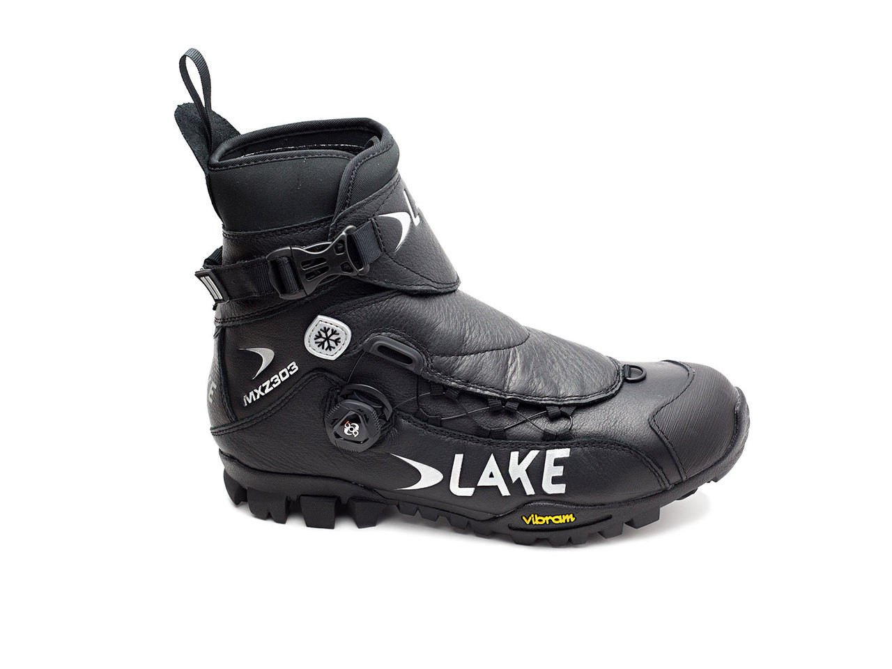 lake mxz 33x wide winter cycling shoes