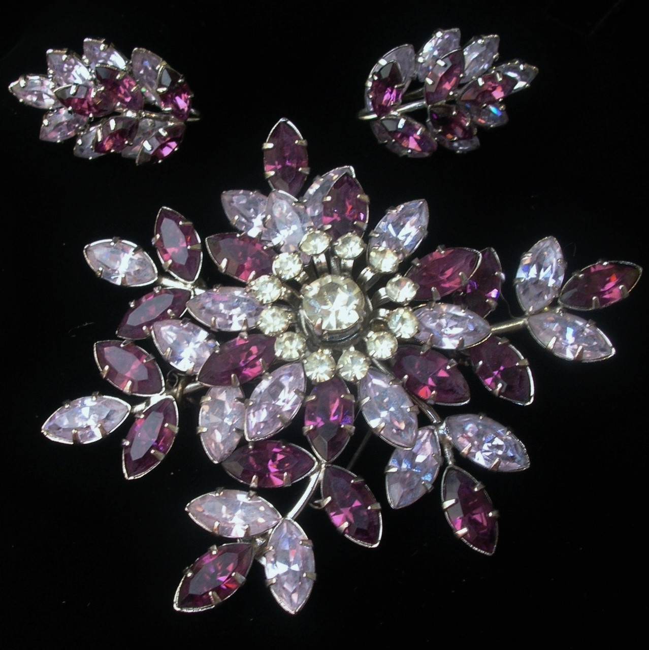 Vintage Australian Jewelcrest Costume Jewellery at Emprades vintage