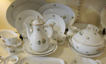 1940's Vintage Danish Bing & Grondahl Buttercup Eranthus 8 person dinner set