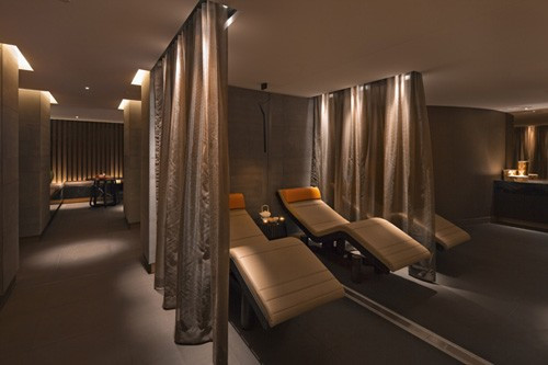 Relaxation Lounge at the Darling Spa 	