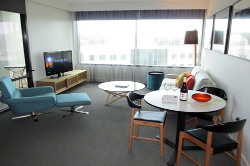 East Hotel, Canberra: One Bedroom Apartment Living Room