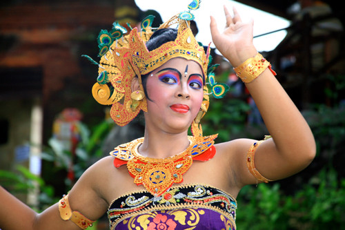 Dancing Girl at Tirtagangga Water Palace