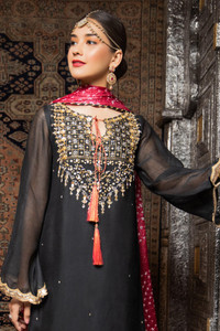 Ladies Zaaviay Designer Formal Wear Miami 04