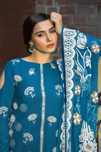 Presenting Taana Baana Designer Collection Spain 04