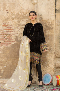 Presenting Taana Baana Designer Collection Poland 01