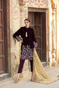 Un Stitch Taana Baana Designer Collection Greece 01