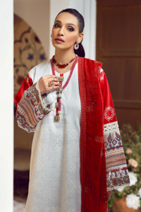 Ladies Ittehad Lawn Collection Ohio 03