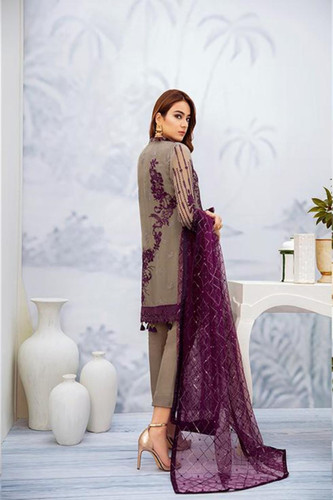 embroidered Ramsha Party Wear Suits Turkey 05
