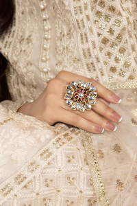 Jewelry Ring Kundan White