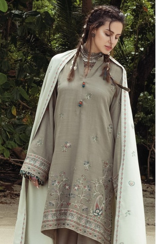 Image Winterkari Suit Dubai