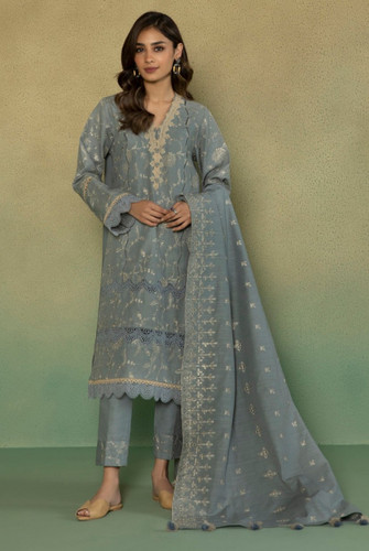 Sapphire Winter Festive Collection California