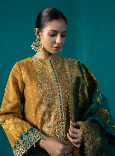 Sapphire Winter Festive Collection Austin