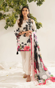 Asifa & Nabeel Lawn Collection Dubai 