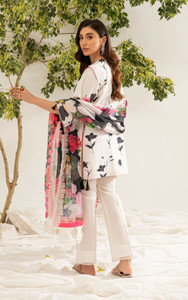 Asifa & Nabeel Lawn Collection Dubai 