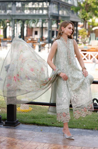  Noor Lawn Collection UK