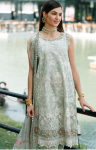  Noor Lawn Collection UK