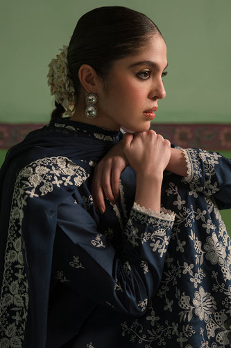 Buy Cross Stitch Chikenkari Collection Karachi 04