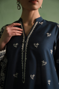 Buy Cross Stitch Chikenkari Collection Karachi 05