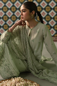 Ladies Cross Stitch Chikenkari Collection Pakistan 04