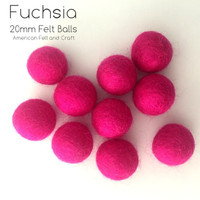 Fuchsia   - Wool Felt Balls 2 cm 