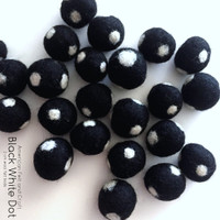 Black and White Dot 2cm wool felt ball