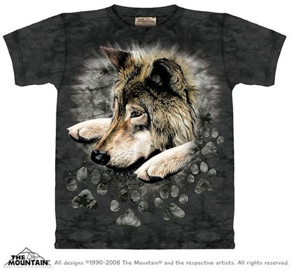 Wolf in Dye Paw M151056