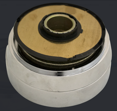 KENWORTH & PETERBILT CHROME 3 HOLE BOLT PATTERN