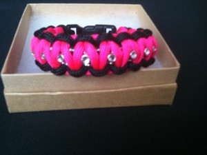 pink paracord bracelet